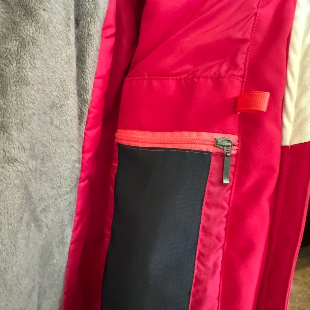Obermeyer Womens Ski Jacket - Picture 5 of 12